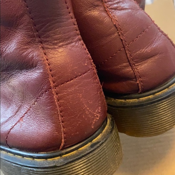 Used kids Dr. Martens. - Picture 4 of 6